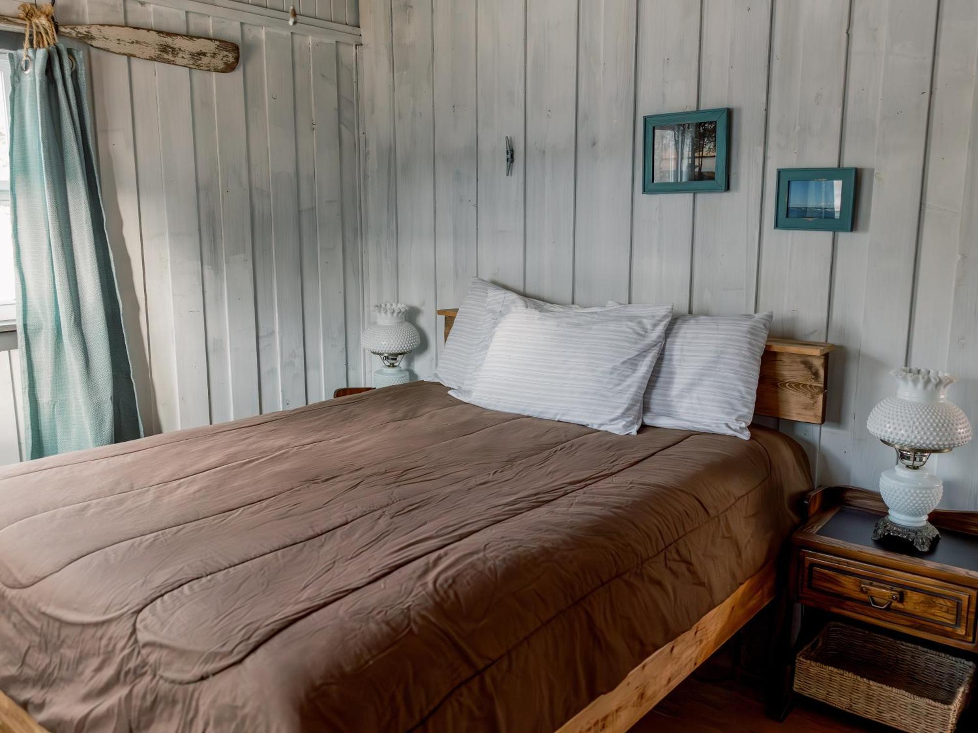 Вилла Latitude Adjustment In Elk Rapids Экстерьер фото
